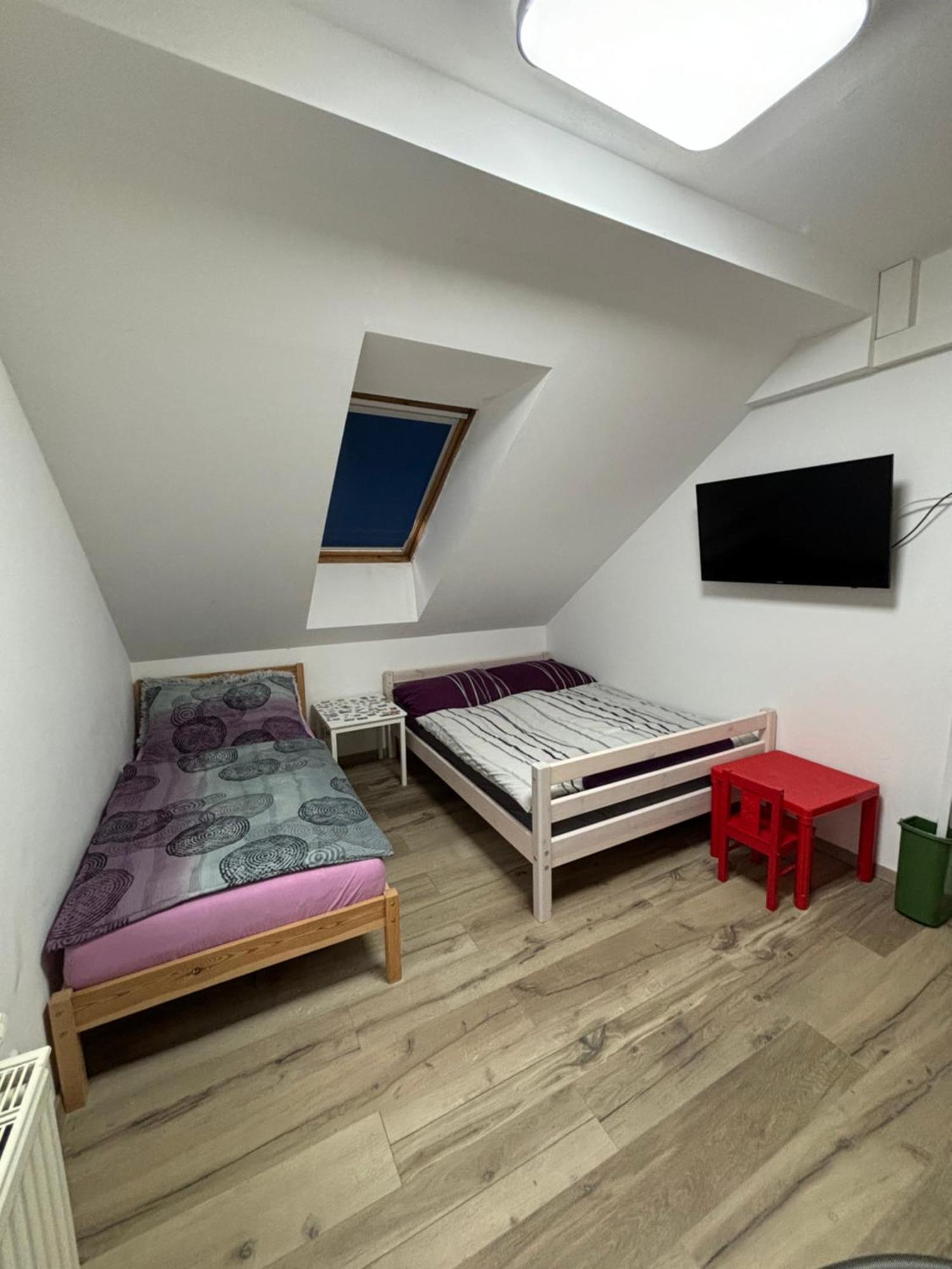 Atemberaubendes Loft Mit Pool Apartment Виена Екстериор снимка
